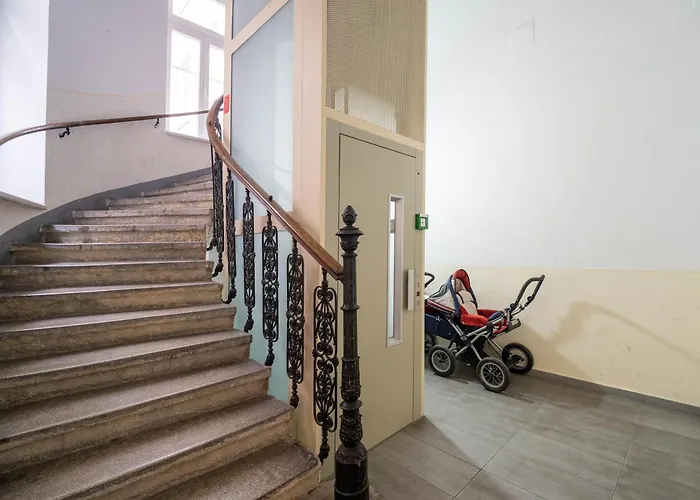 Apartmán With Kitchen Near Naschmarkt - Karlskirche & Metro U4